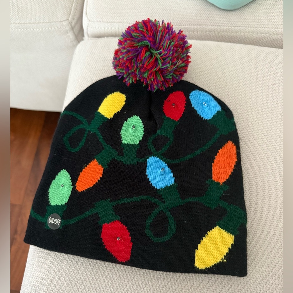 Christmas Light Up Beanie Cute Holiday Cheer Ornaments Works